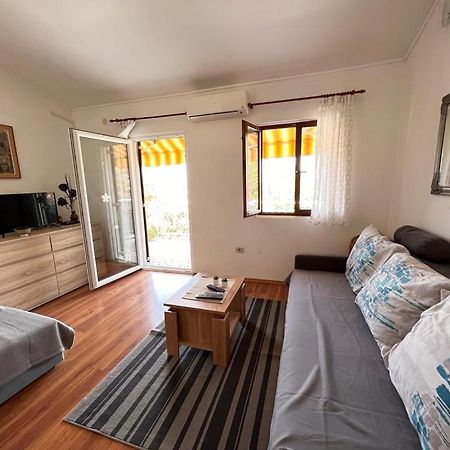 Apartments Valentinovo Klenovica Εξωτερικό φωτογραφία