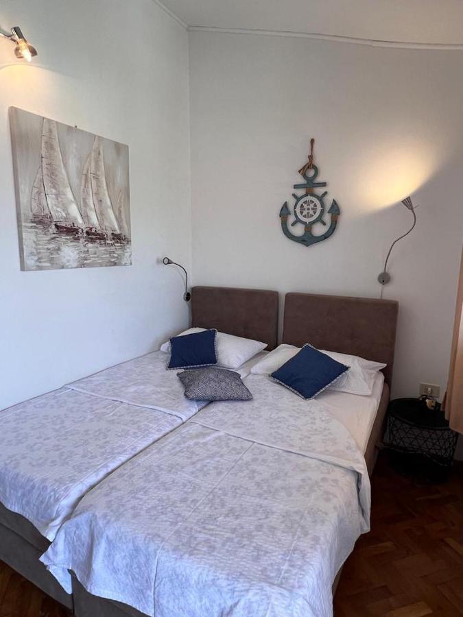 Apartments Valentinovo Klenovica Εξωτερικό φωτογραφία